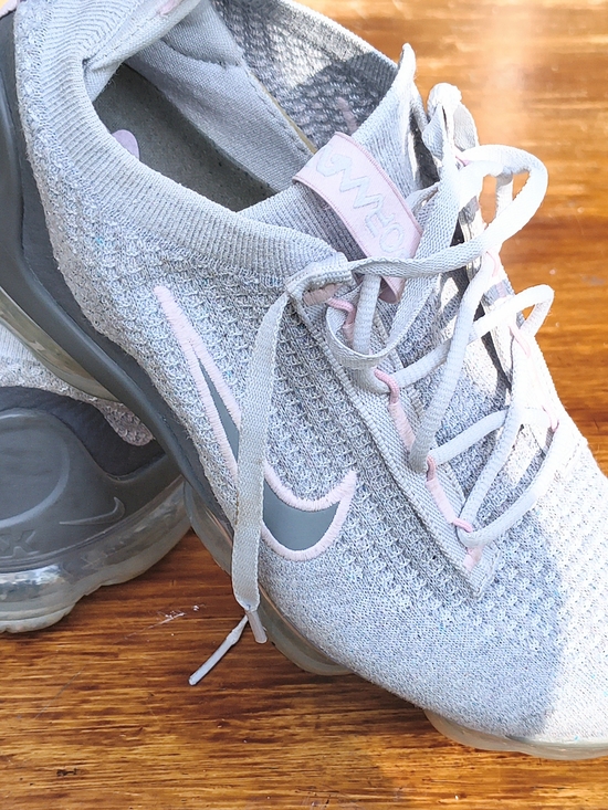Nike Shoes - Nike Women’s Knit Vapor Max Sneakers - Light Gray with Pink Trim